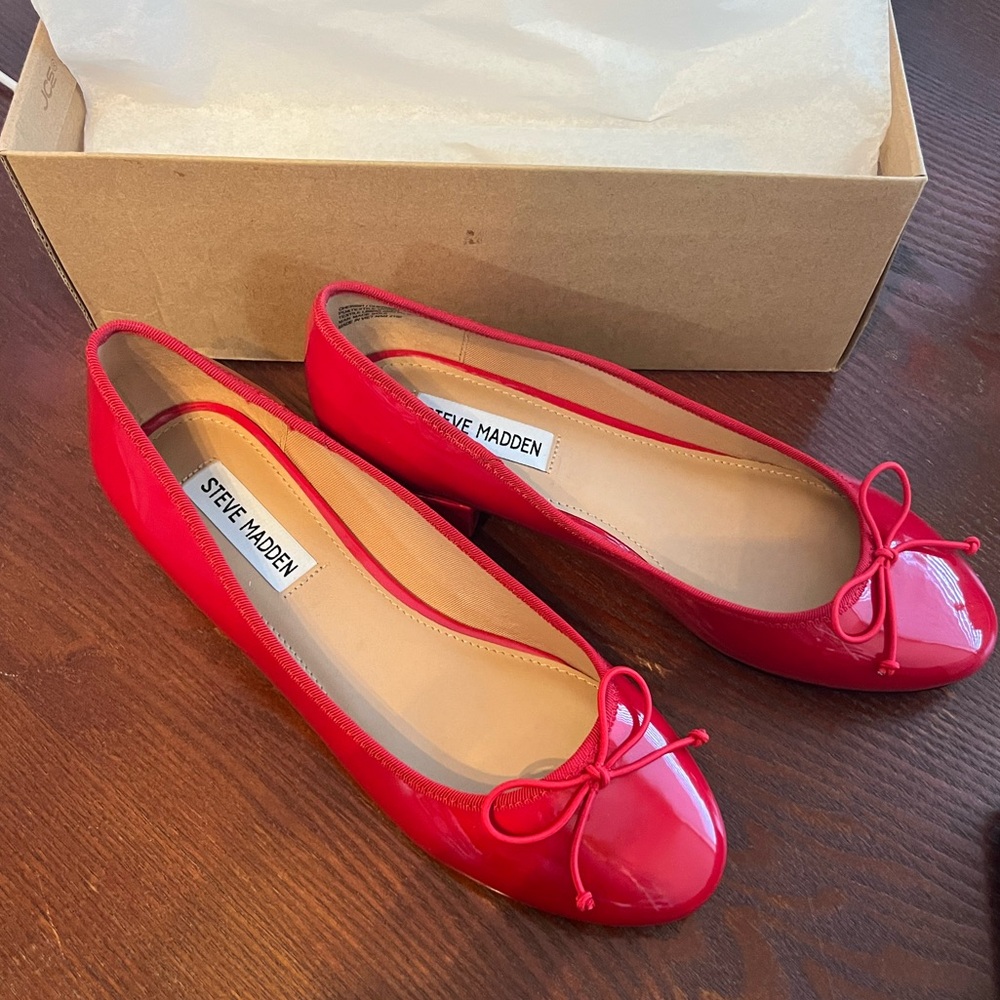 Steve Madden Womens Cherish Red Bow Slip On Block Heel Pumps Shoes New in Box - Picture 4 of 7